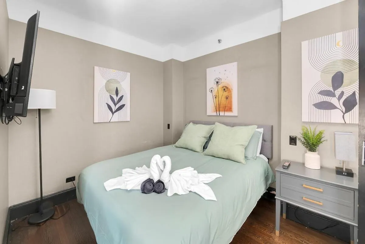 Central Location And Walkable Condo In Ny With Gym New York United States