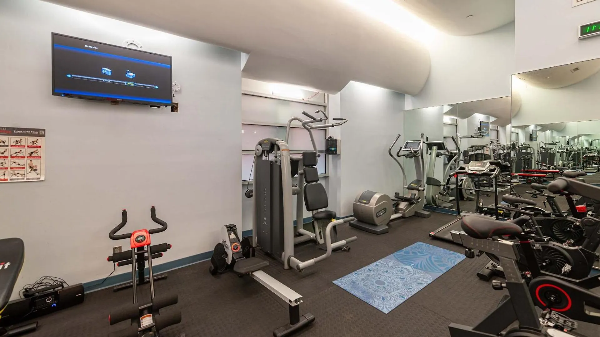 Apartment Central Location And Walkable Condo In Ny With Gym New York United States